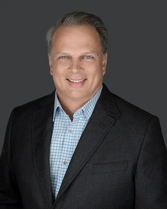 Headshot of Craig Winslow